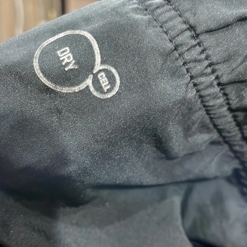 Puma shorts - Picture 4 of 4